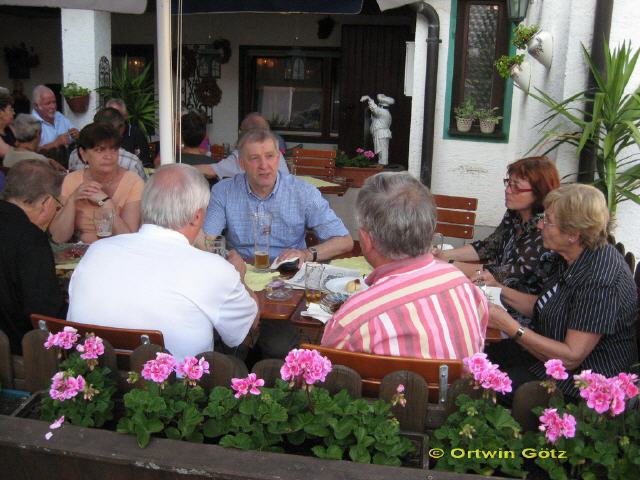 Besprechung